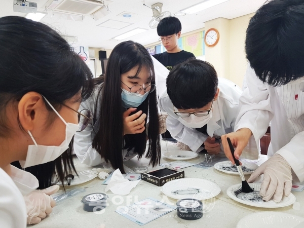 성덕고등학교 과학실험캠프(사진=광주교육청 제공)