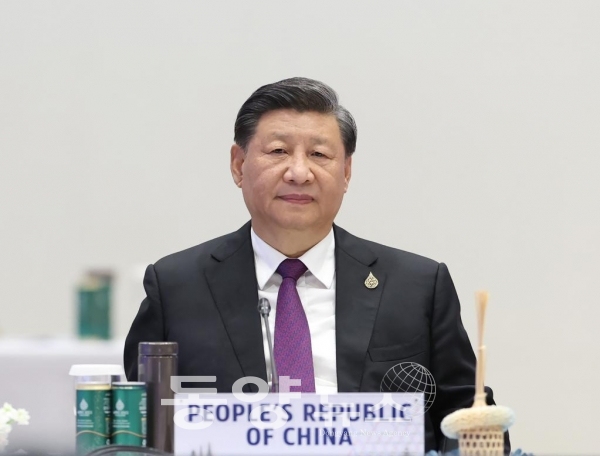 지난 18일 오전 시진핑 중국 국가주석이 APEC 지도자회의에 참석해 '단결∙협력으로 용감하게 책임을 다하고 아태 운명공동체를 구축하자'는 제목의 연설을 발표했다.