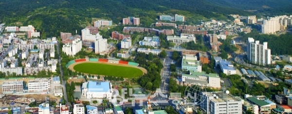 국립 순천대학교.