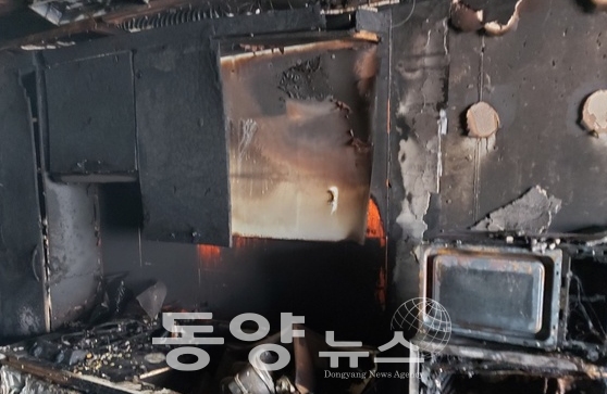 5일 오전 11시 10분께 경북 경주시의 한 원룸에서 화재가 발생했다. (사진=경주소방서 제공)